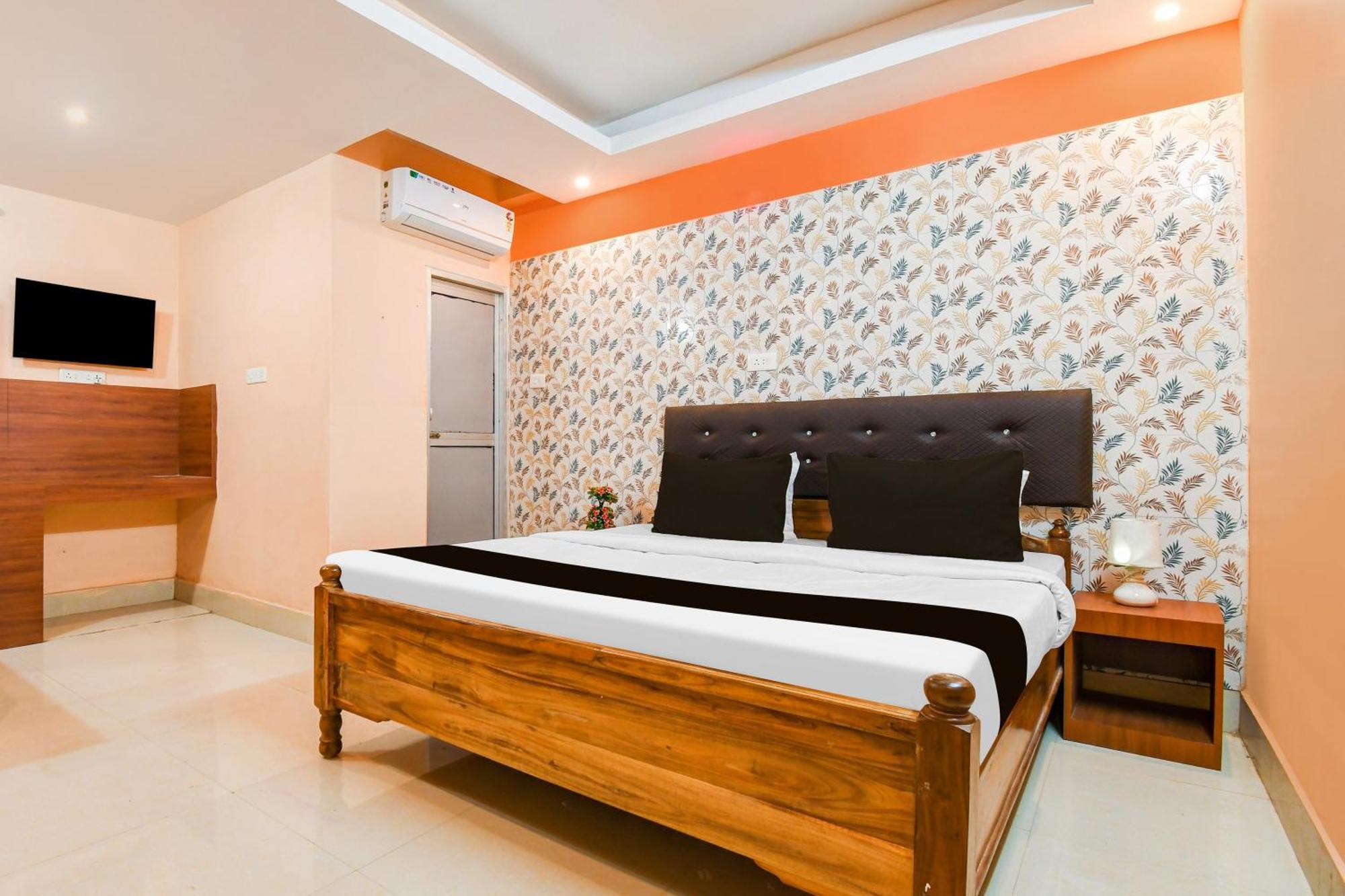 Super Hotel O Dakshin Dwar Formerly Radha Krishna Niwas Puri Kültér fotó